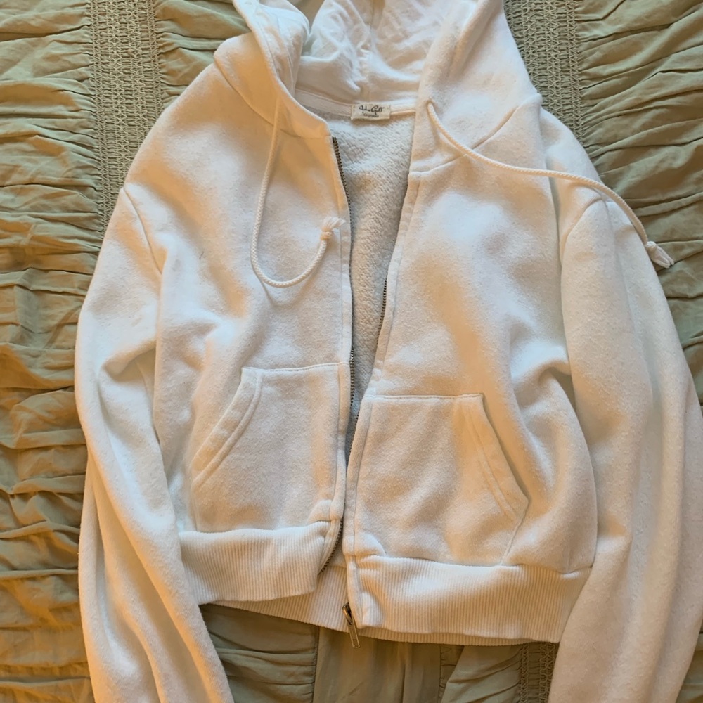 Brandy crop white zip up